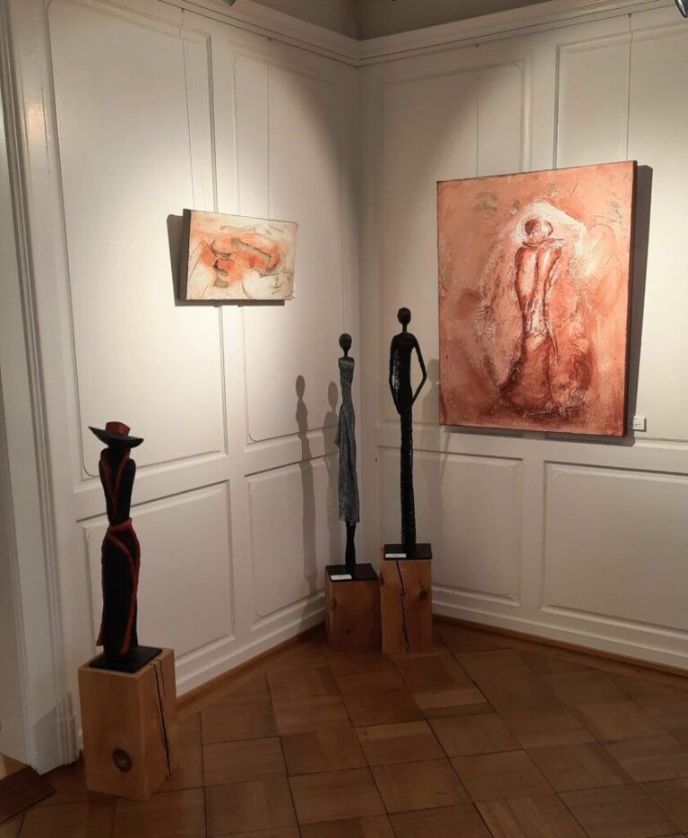 MariaMathis Werke in Rot