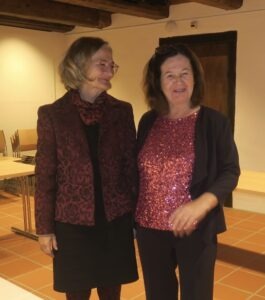 Elsbeth Würzer (Organisatorin) und Charlotte Kugler